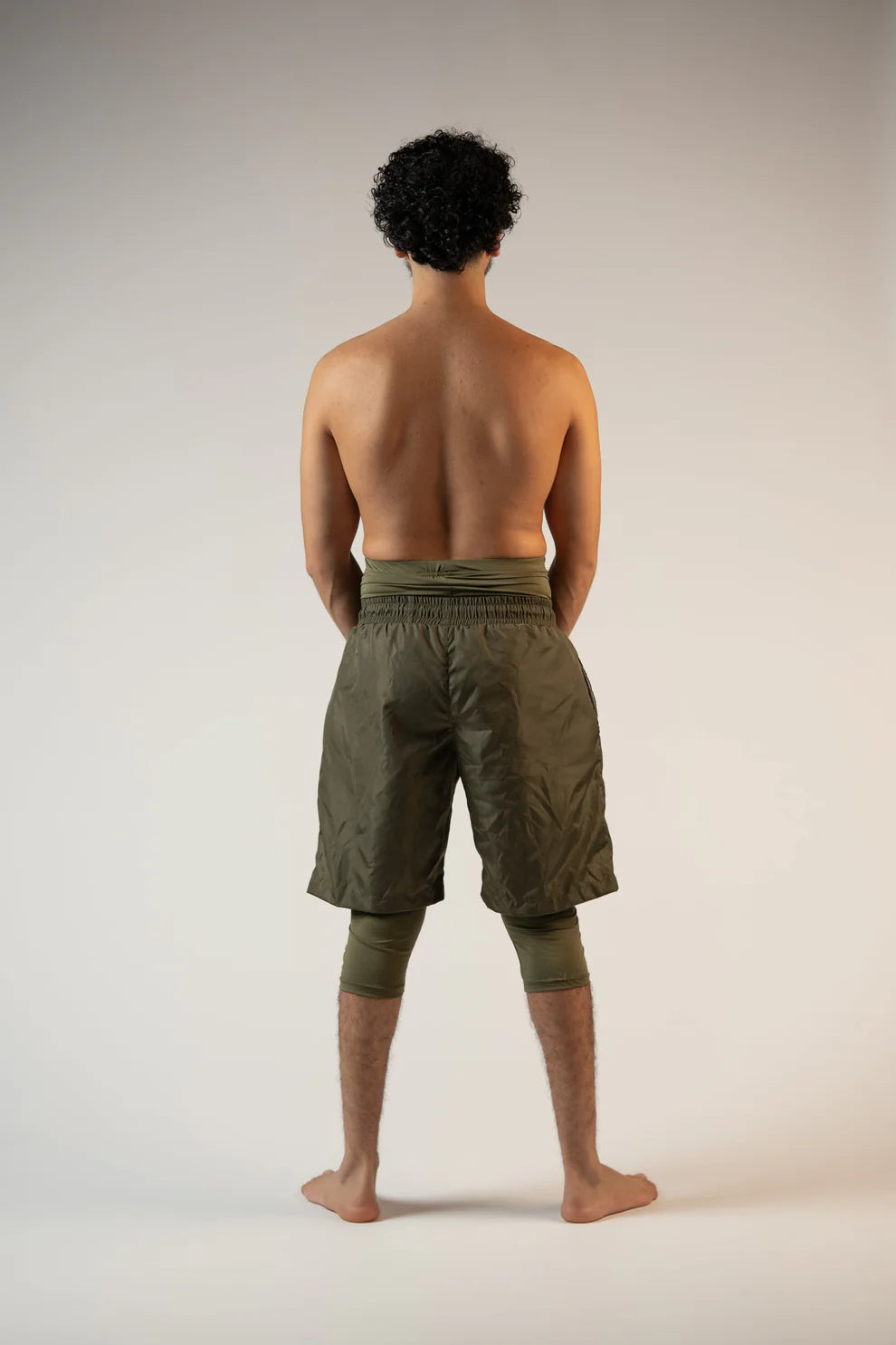 Awrah Cover Shorts - Olivgrün