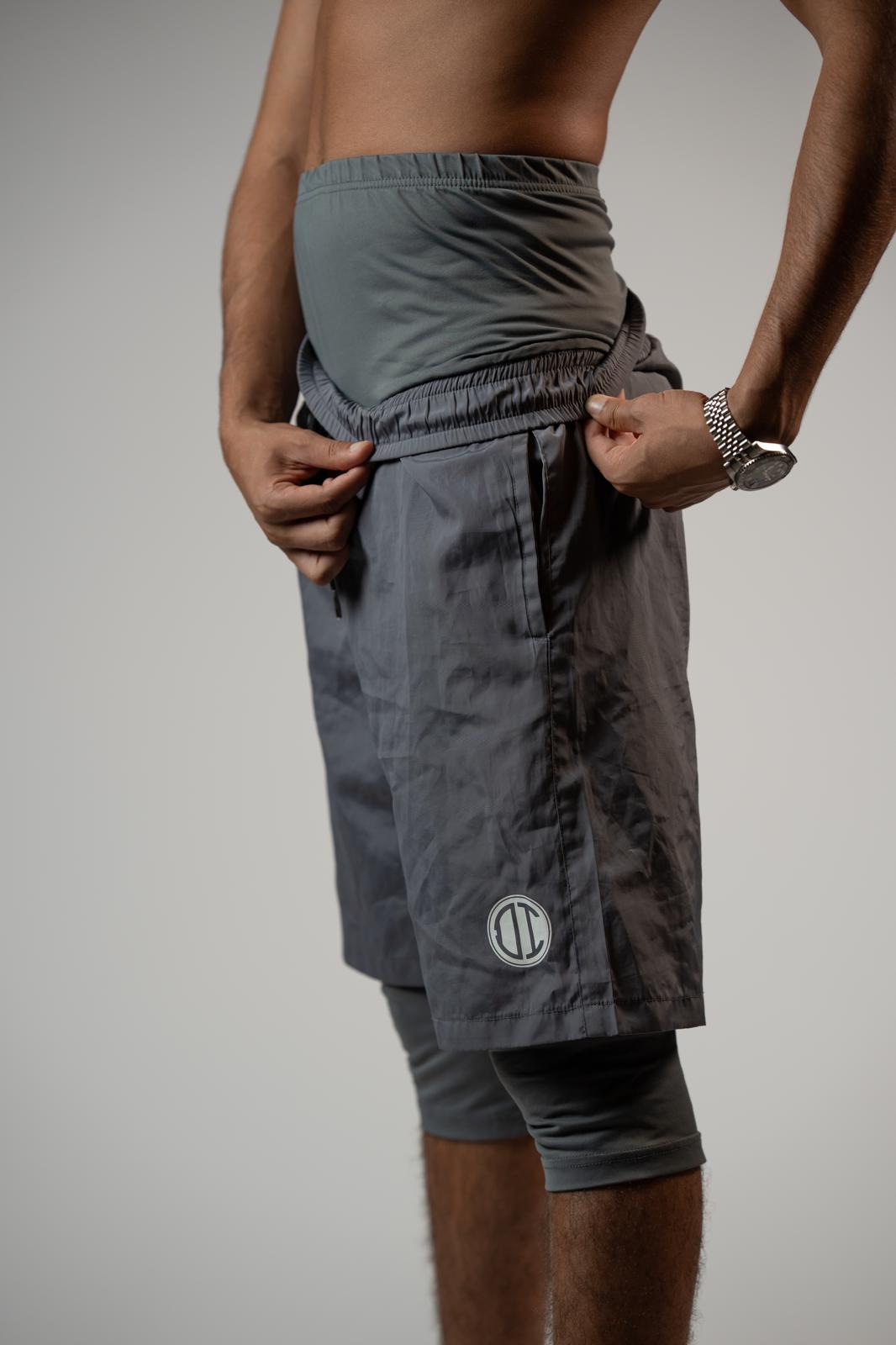 Awrah Cover Shorts - Grau