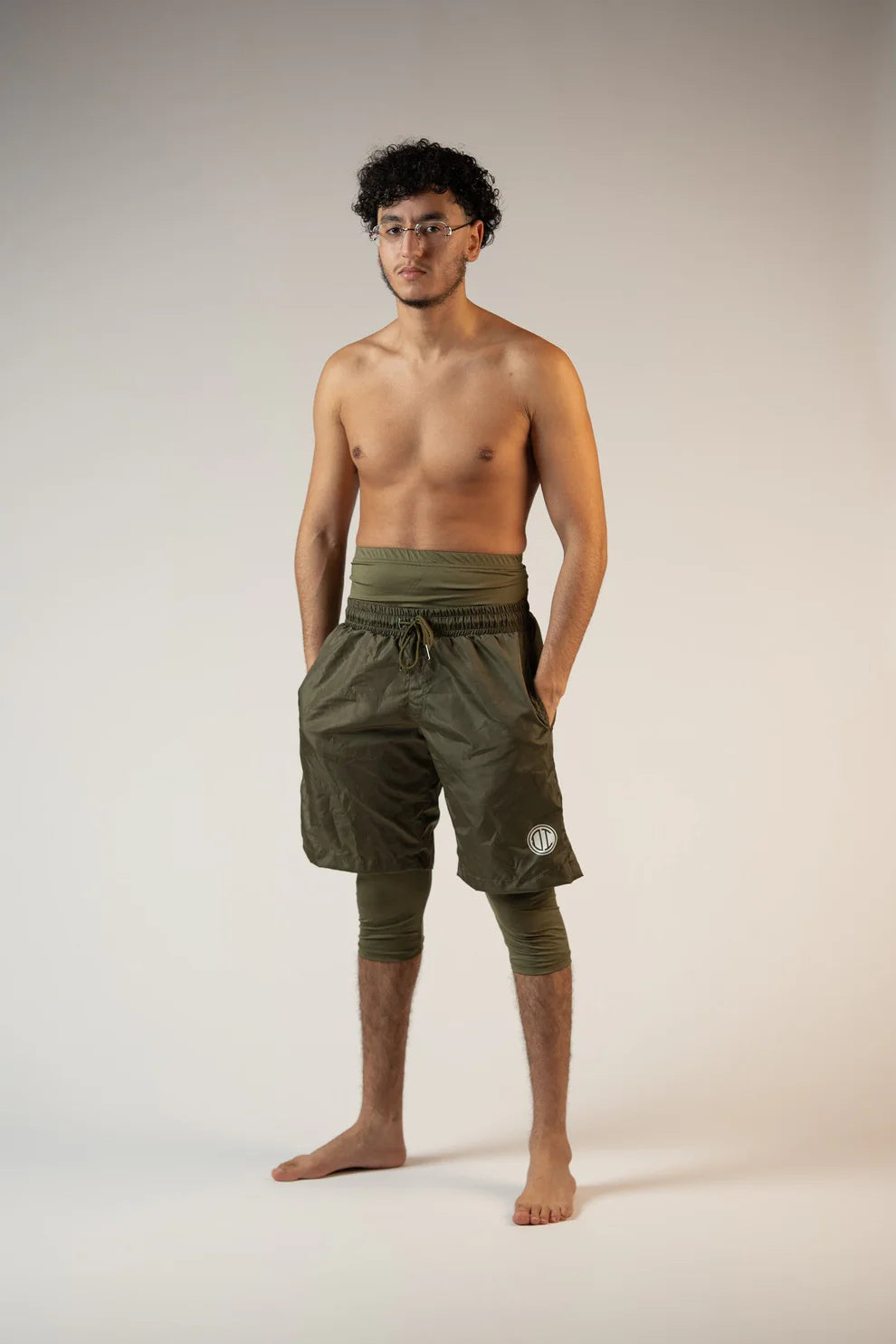 Awrah Cover Shorts - Olivgrün